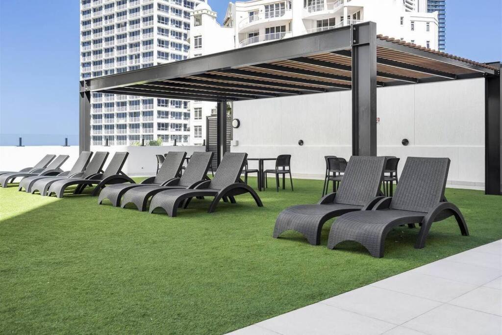 Close To Everything! Beautiful Hotel Studio'S, Sleeps 4 Gold Coast Esterno foto